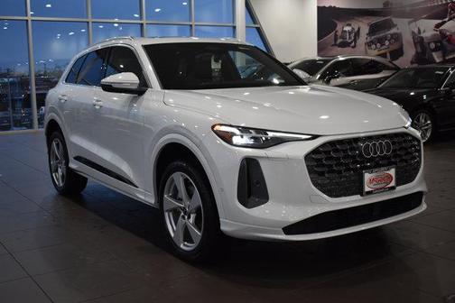 2025 Audi Q5 Premium Plus TFSI quattro S tronic