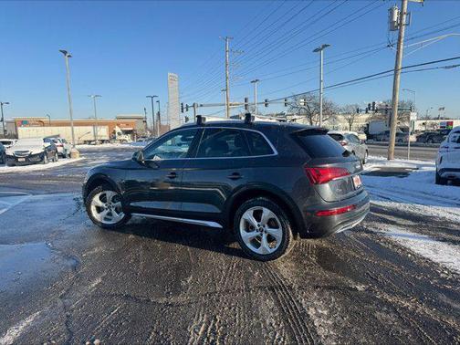 2021 Audi Q5 45 Premium Plus
