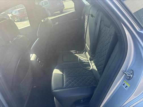 Florett Silver Metallic 2023 Audi SQ5 3.0T Premium Plus