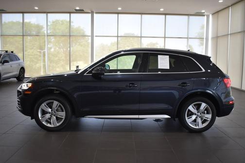 Moonlight Blue Metallic 2019 Audi Q5 2.0T Premium Plus