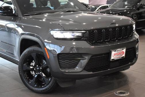 2024 Jeep Grand Cherokee Altitude