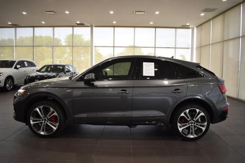 Daytona Gray Pearl Effect 2024 Audi Q5 45 S line Premium Plus