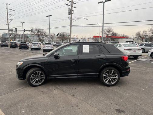 2023 Audi Q3 45 S line Premium Plus
