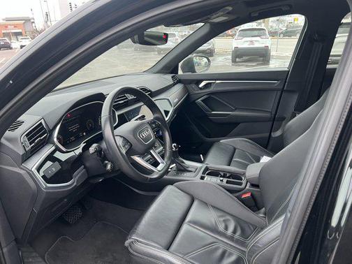 2023 Audi Q3 45 S line Premium Plus