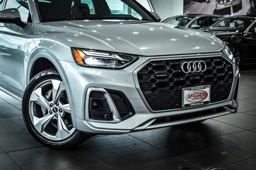 2022 Audi Q5 45 S line Premium Plus
