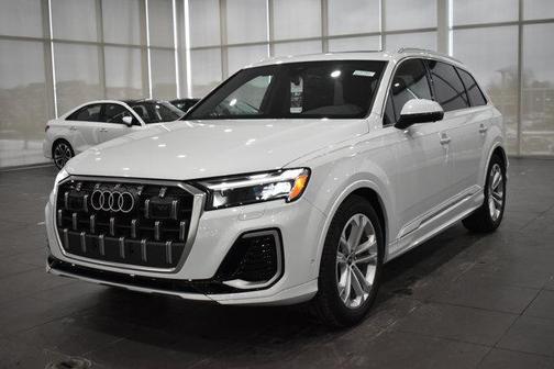 2026 Audi Q7 55 Premium Plus