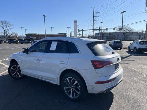 2023 Audi Q5 45 S line Premium Plus