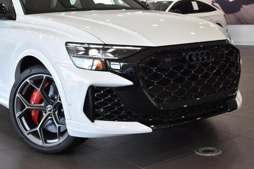 2025 Audi RS Q8 4.0T