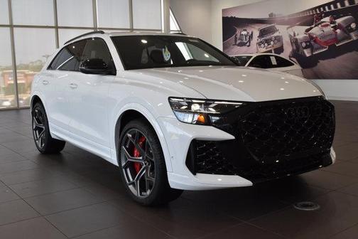 2025 Audi RS Q8 4.0T