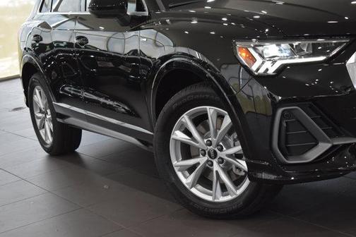 2025 Audi Q3 45 S line Premium Plus