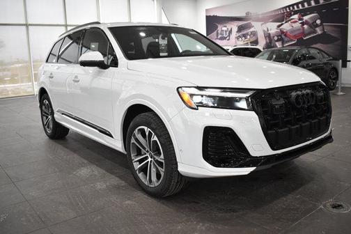 2026 Audi Q7 45 Premium Plus