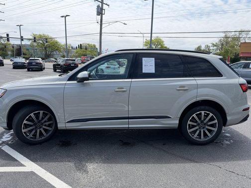 Vicuna Beige Metallic 2023 Audi Q7 45 Premium Plus