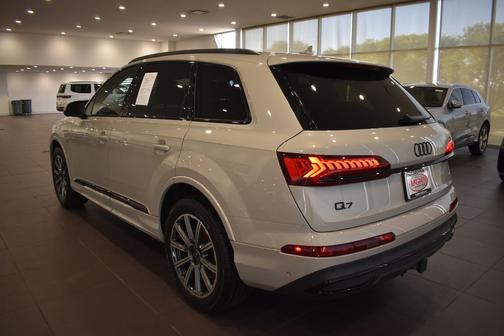 Vicuna Beige Metallic 2023 Audi Q7 45 Premium Plus
