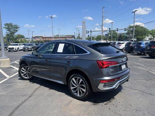 2023 Audi Q5 45 S line Premium
