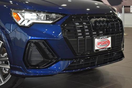 Navarra Blue Metallic 2025 Audi Q3 Premium 45 TFSI S line quattro Tiptronic