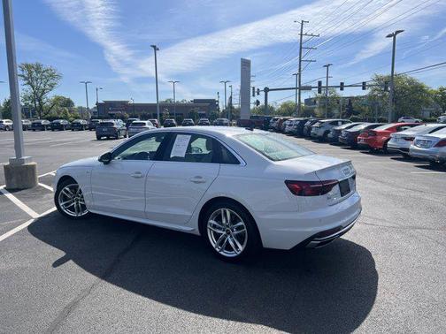 2022 Audi A4 45 S line Premium Plus