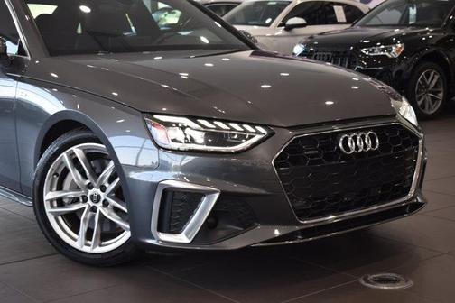 2023 Audi A4 45 S line Premium