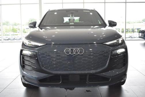 2025 Audi Q6 e-tron Premium Plus quattro