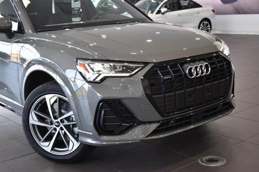2025 Audi Q3 Premium 45 TFSI S line quattro Tiptronic