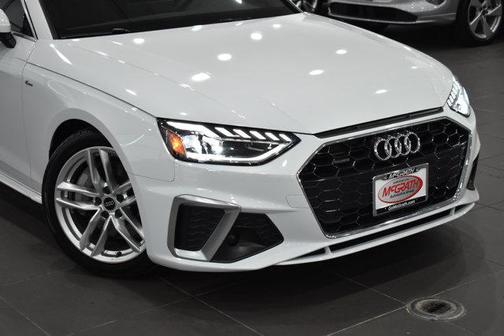 2023 Audi A4 45 S line Premium