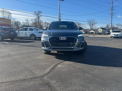 2023 Audi Q5 45 S line Premium Plus