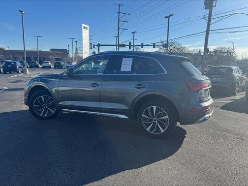 2023 Audi Q5 45 S line Premium Plus