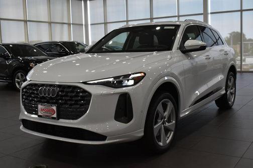 2025 Audi Q5 Premium Plus