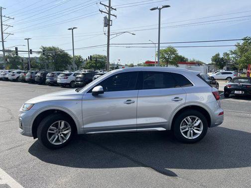 2023 Audi Q5 45 S line Premium