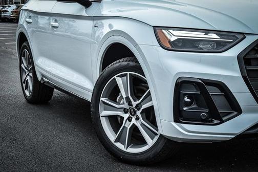 2025 Audi Q5 45 S line Premium