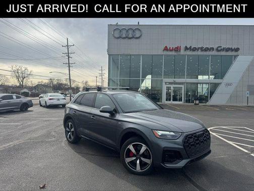 Daytona Gray Pearl Effect 2024 Audi Q5 45 S line Premium Plus