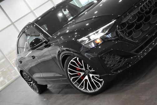 2026 Audi SQ8 4.0T Prestige