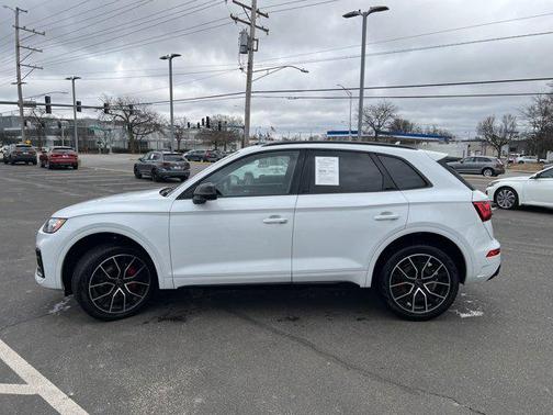 2025 Audi SQ5 3.0T Premium Plus