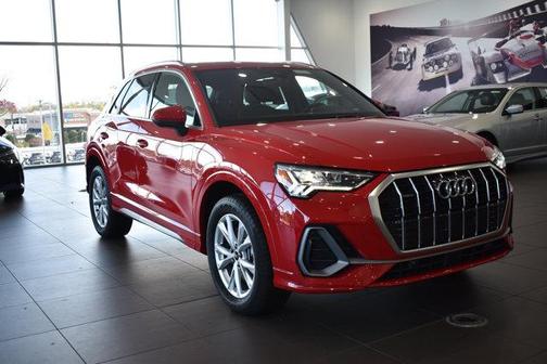 2022 Audi Q3 45 S line Premium Plus
