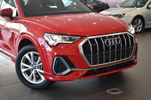 2022 Audi Q3 45 S line Premium Plus