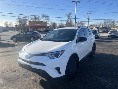 2017 Toyota RAV4 LE
