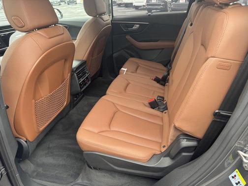2022 Audi Q7 55 Prestige