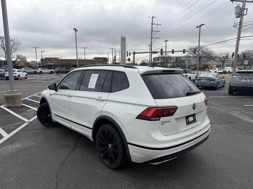 2021 Volkswagen Tiguan 2.0T SE R-Line Black 4MOTION