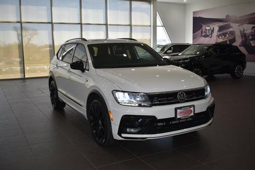 Pure White 2021 Volkswagen Tiguan 2.0T SE R-Line Black 4MOTION