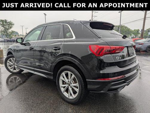 2023 Audi Q3 Premium 45 TFSI S line quattro Tiptronic