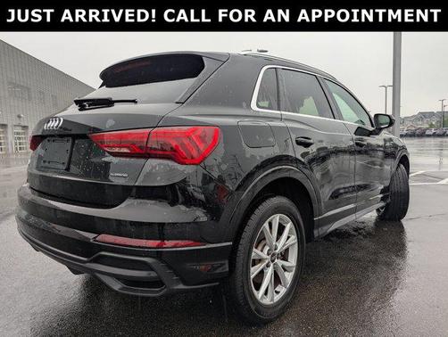 2023 Audi Q3 Premium 45 TFSI S line quattro Tiptronic