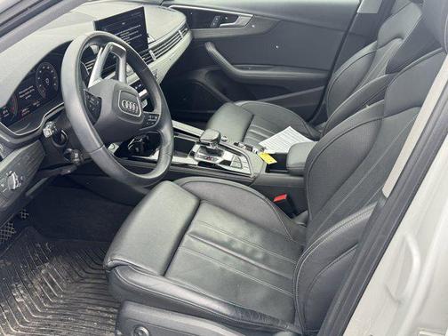 2023 Audi A4 40 Premium Plus
