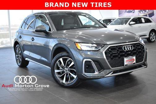 Daytona Gray Pearl Effect 2023 Audi Q5 45 S line Premium