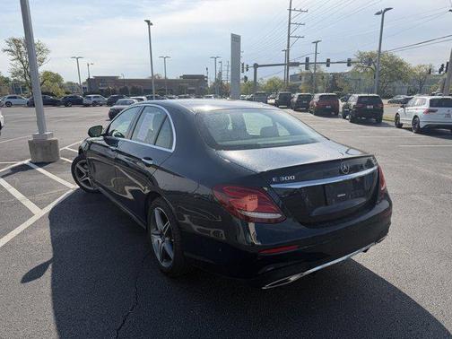 Piedmont Green Metallic 2018 Mercedes-Benz E-Class 4MATIC
