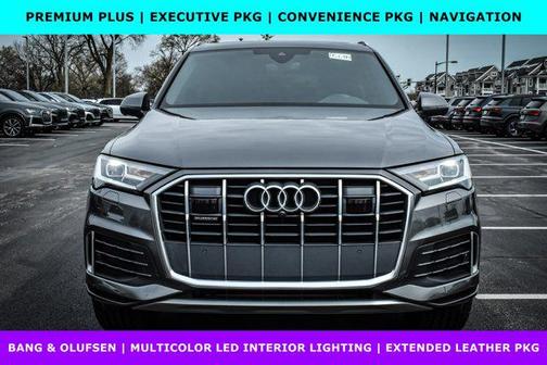 2022 Audi Q7 45 Premium Plus