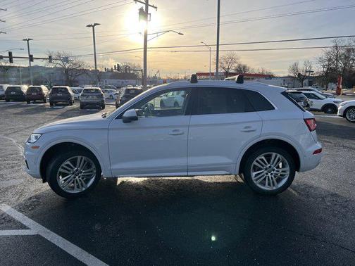 2019 Audi Q5 45 Premium