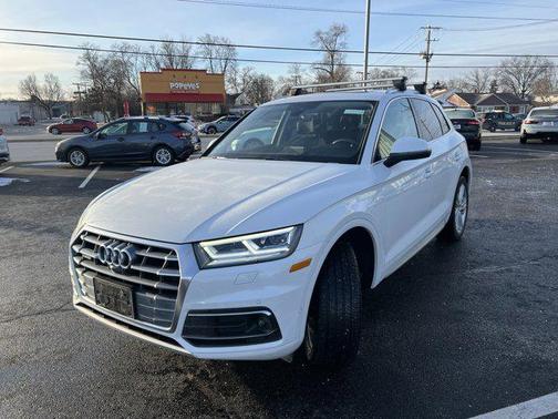 2019 Audi Q5 45 Premium