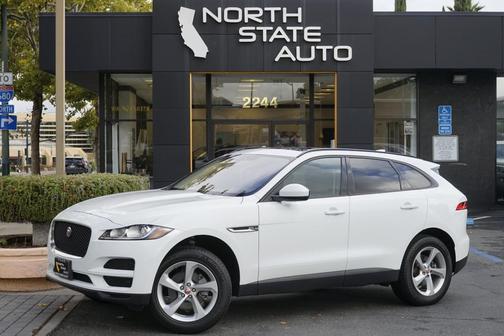 2018 Jaguar F-PACE 25t Premium