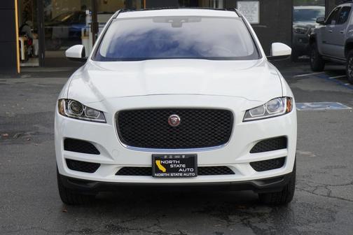 2018 Jaguar F-PACE 25t Premium