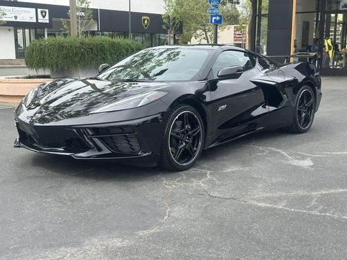 2023 Chevrolet Corvette Stingray w/1LT