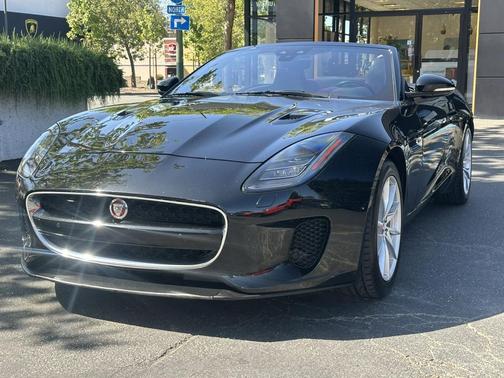Narvik Black 2019 Jaguar F-TYPE P300